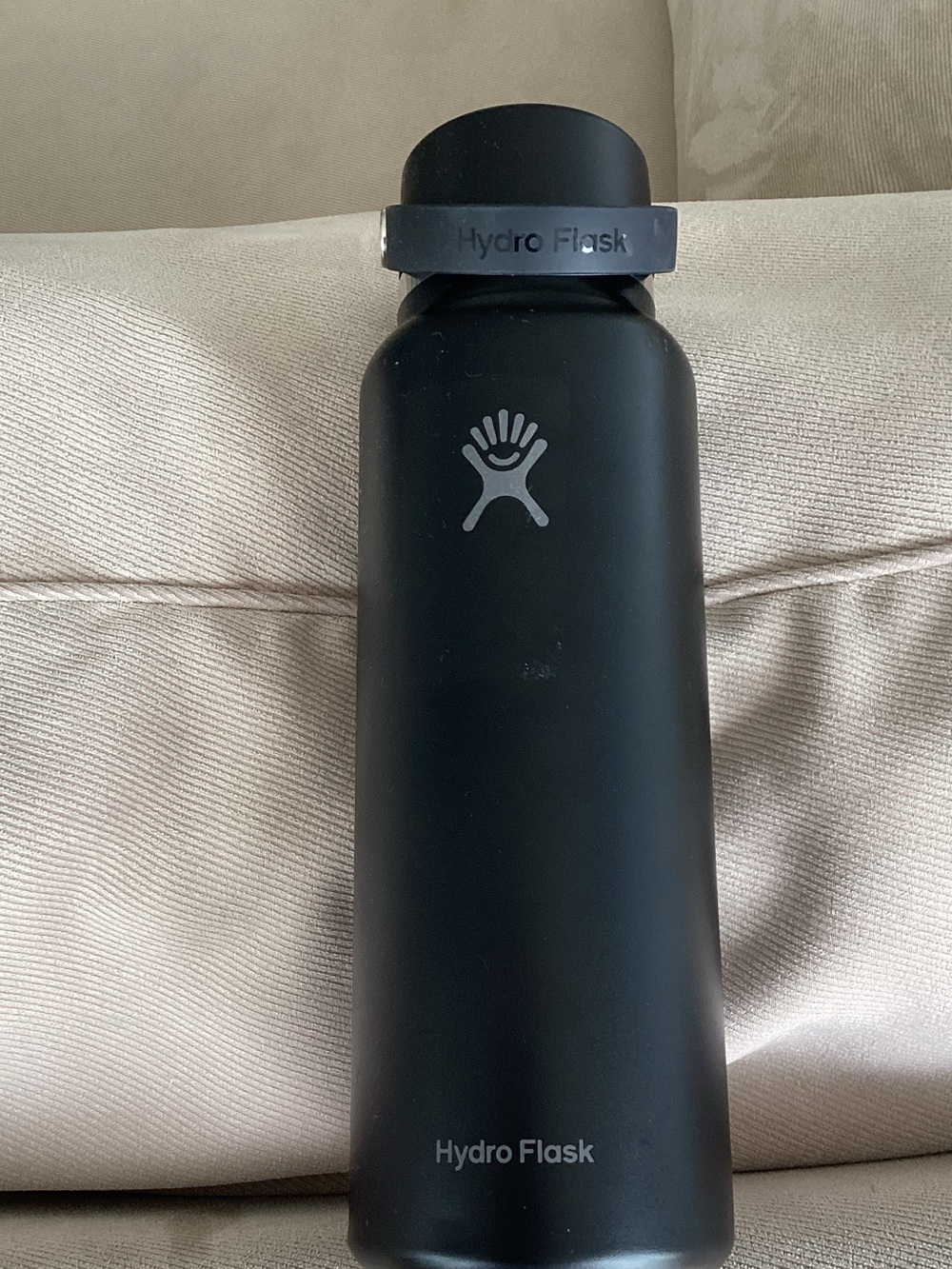 Hydro Flask Black Matte Stainless Insulated Bottle